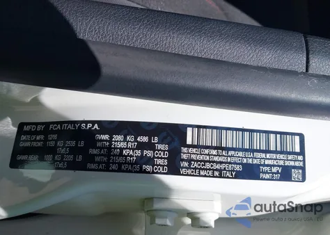 2017 Jeep Renegade Trailhawk 4X4 from USA, damaged, VIN ZACCJBCB4HPE87583